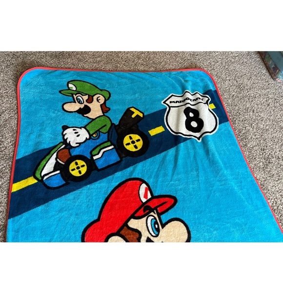 Mario Kart Fleece Throw Plush Blanket 57” x 43” - Picture 2 of 5